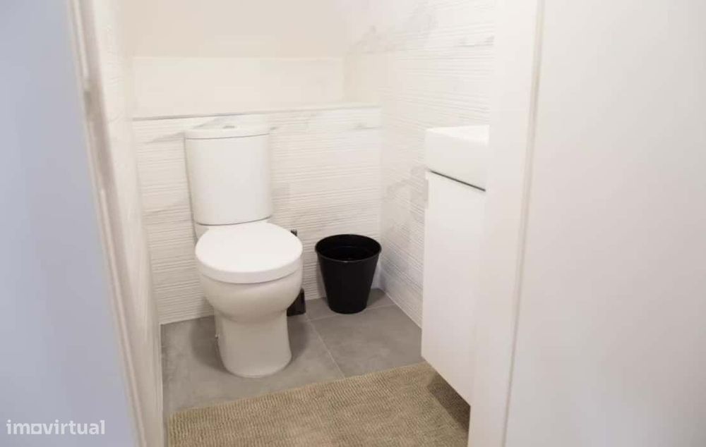 Superior room with private bathroom
