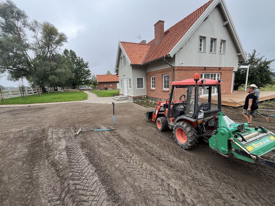 Usługi minikoparka