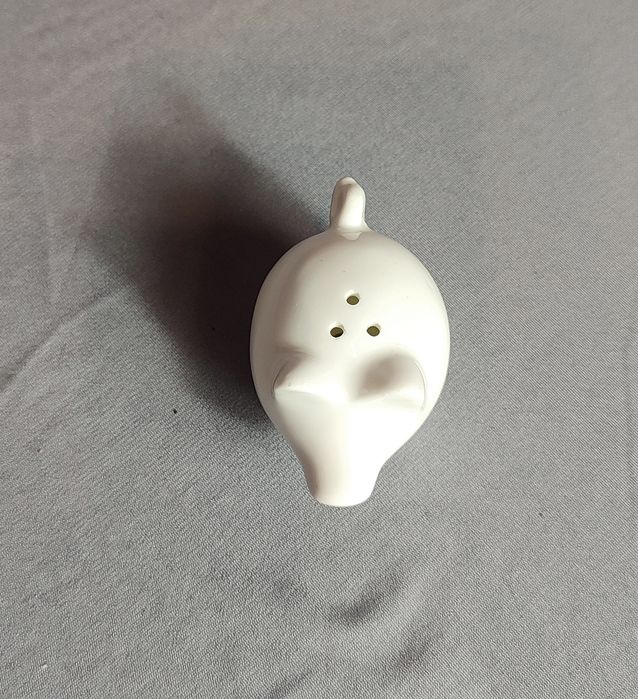 Solniczka świnka ceramiczna biała mini
