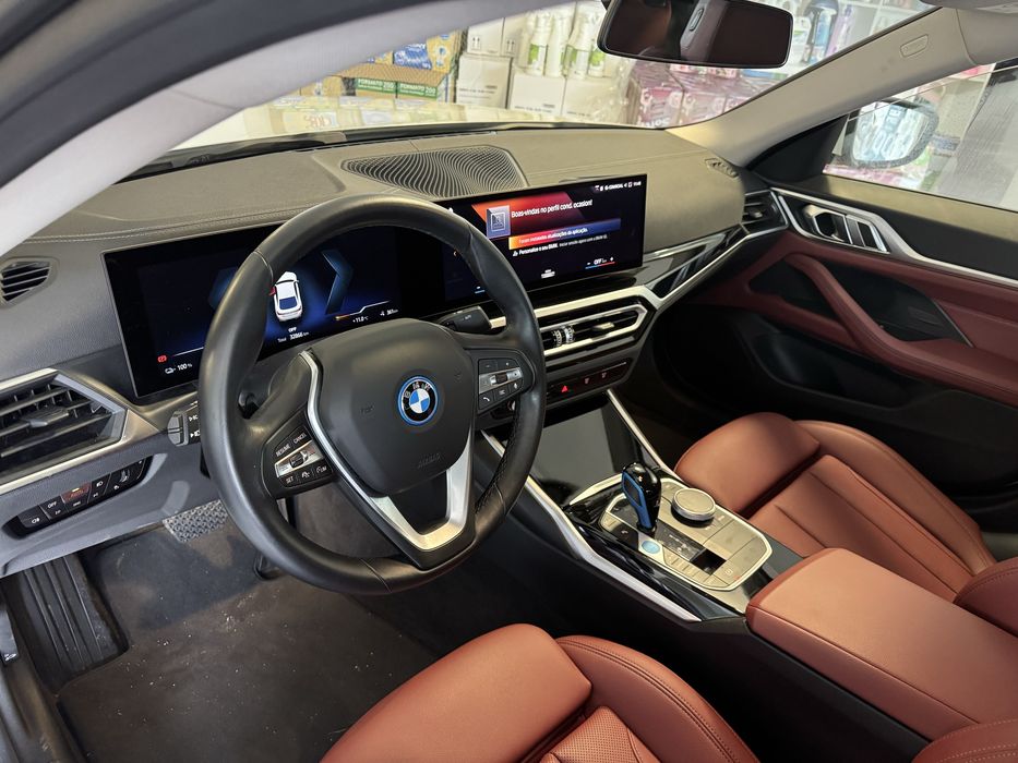 BMW i4   eDRIVE40  32mil km’s