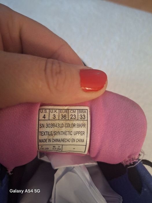 Adidasy skechers dla dziewczynki