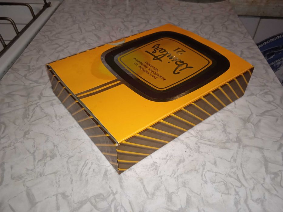 Коробка от духов Дзинтарс 21 раритет СССР