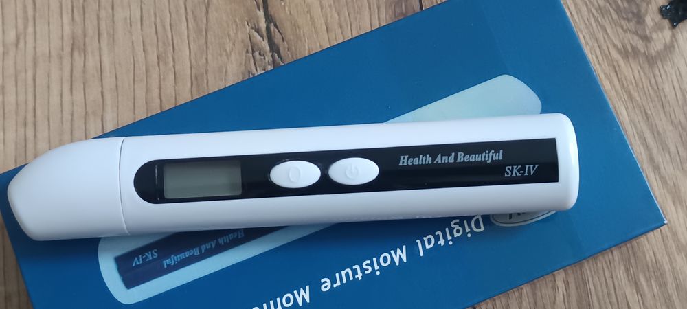 Cyfrowy czujnik wilgotności skóry
