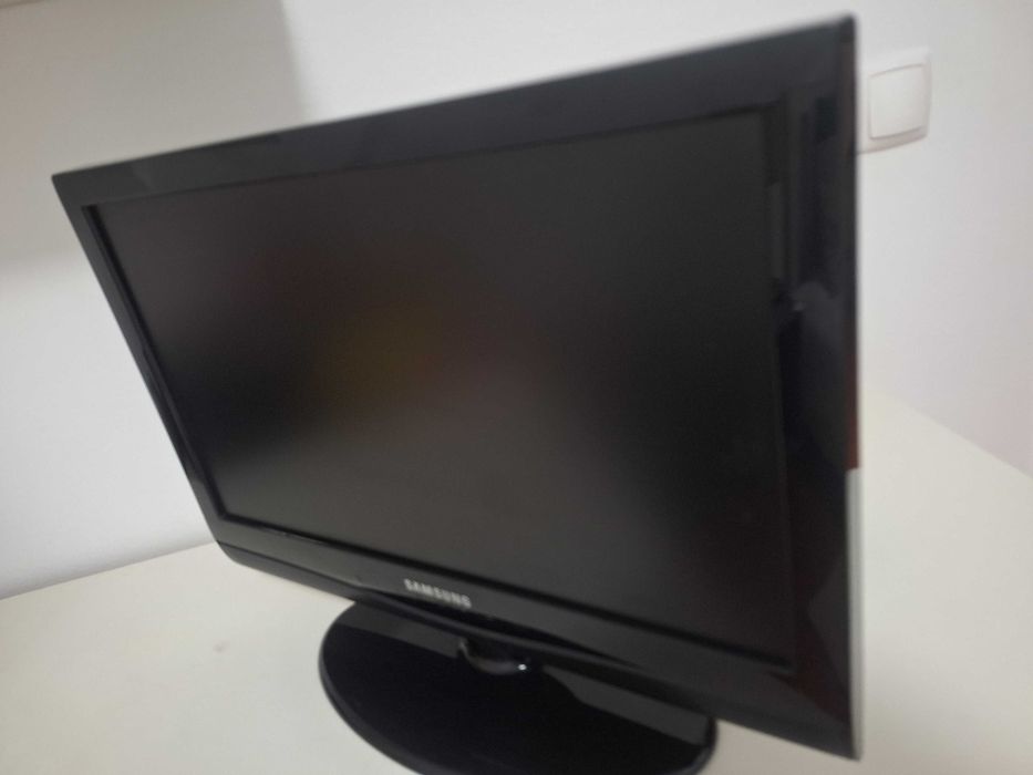 Televisao Samsung de 19 Polegadas Impecável