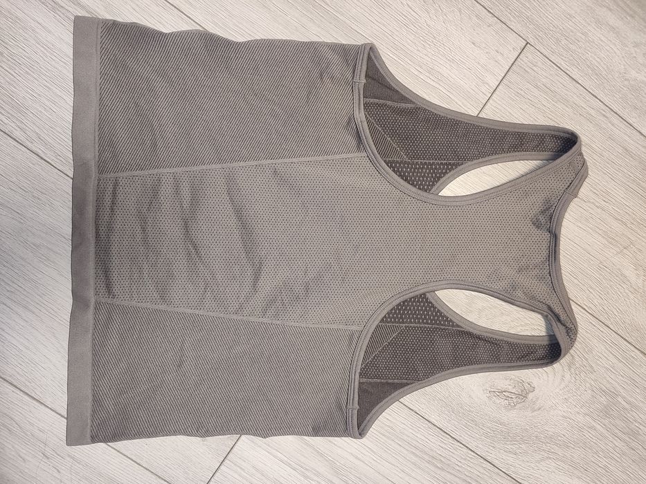 Puma training evoknit/ жіноча фітнес майка  - L