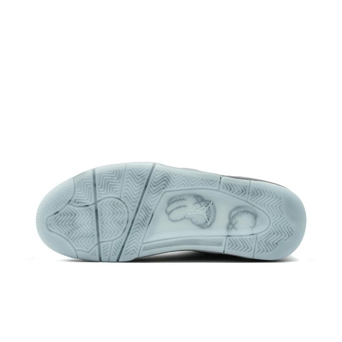 Air Jordan 4 Retro Kaws