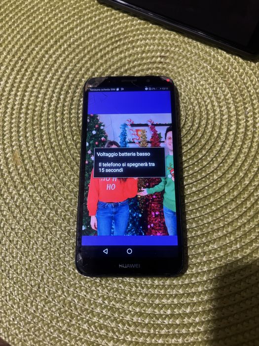 Телефон Huawei деталі або ремонт