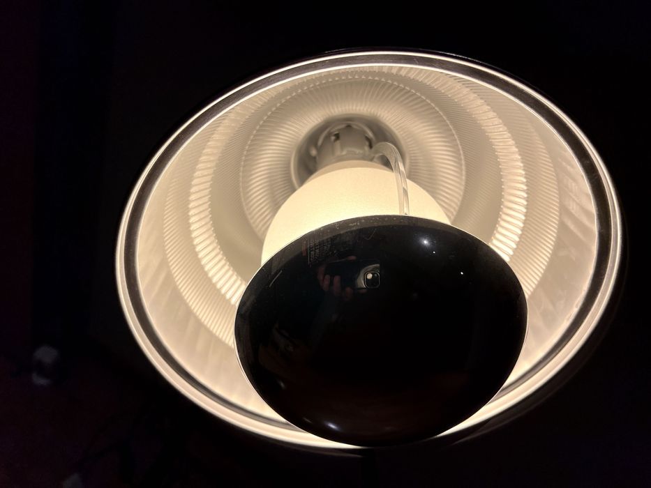 Candeeiro holofote tripé de chão