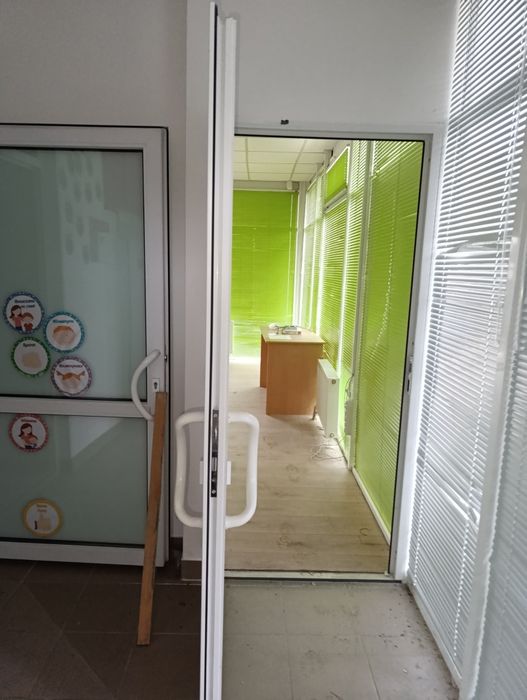 Комерція з ремонтом, Буча, опалення центральне