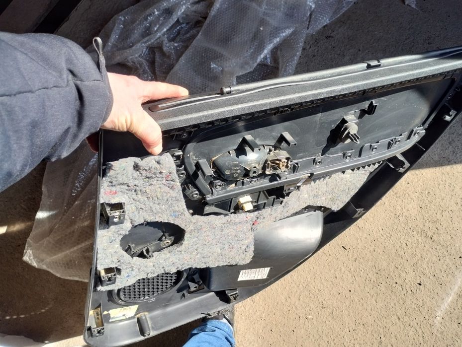 Обшивка дверей, шкіряна карта задніх лівих дверей scenic 3