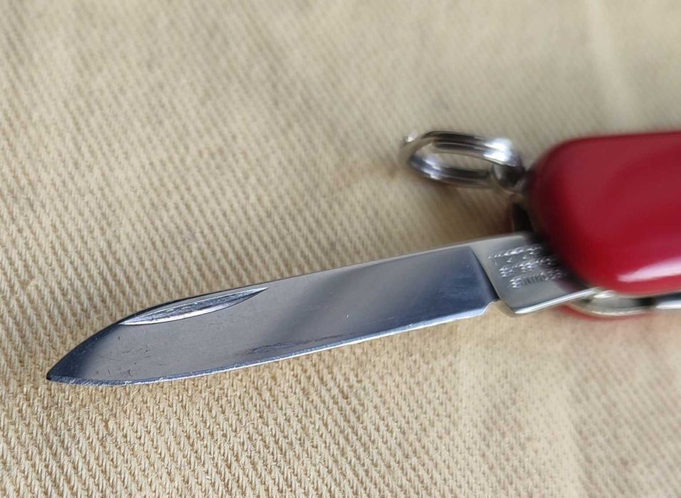 Multitool Leatheman Micra + scyzoryk Victorinox Classic SD