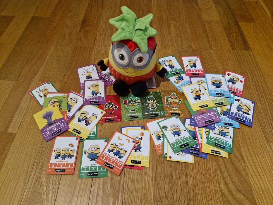 Minions Plush Toy - Bob Strawberry + Minions Vegetable Cards