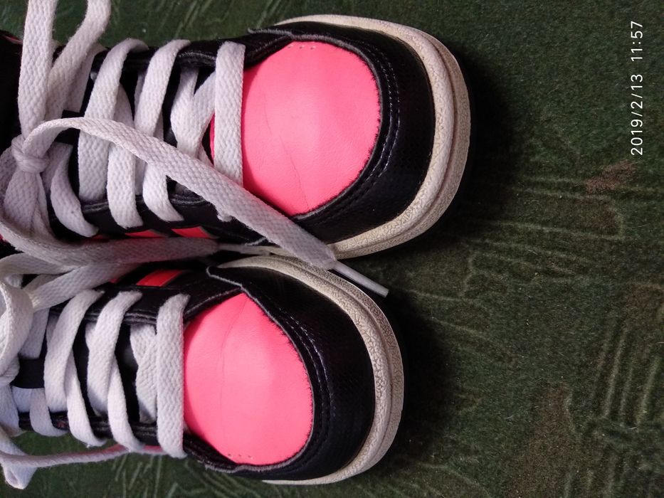 Кроссовки Adidas neo