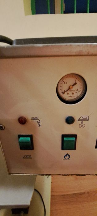 Stół prasowalniczy Comel deska do prasowania