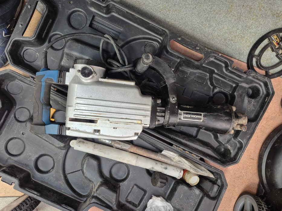 Młot wyburzeniowy Workzone Z1G-DS65D 1700W; Komis Jasło Igielna