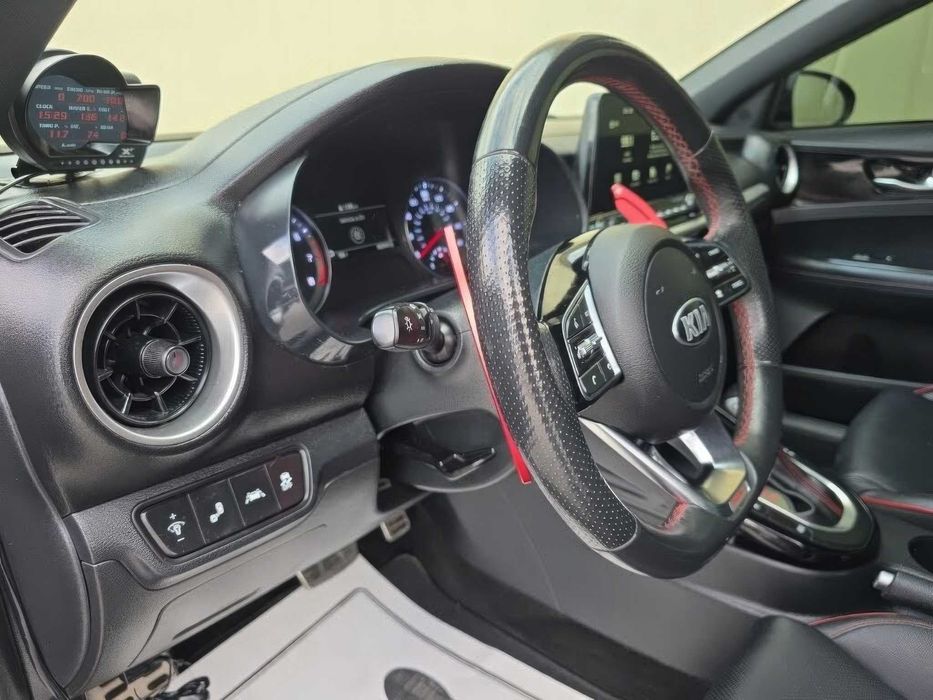 Kia Forte GT      2021