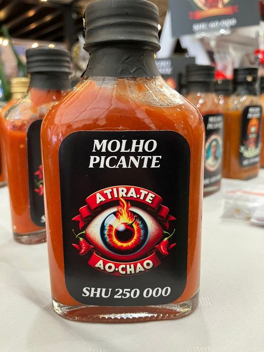 ATIRA-TE AO CHÃO - Molho picante