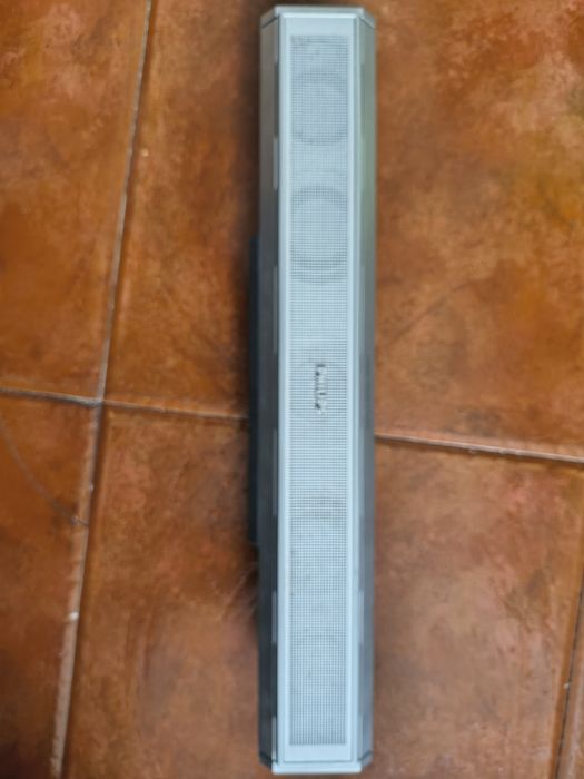 Conjunto de colunas surround Philips..