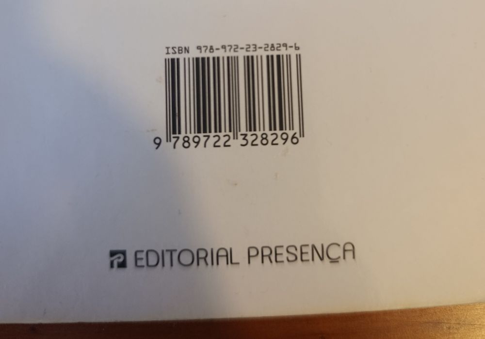 Livro "O Principezinho" de Antoine De Saint-Exupéry