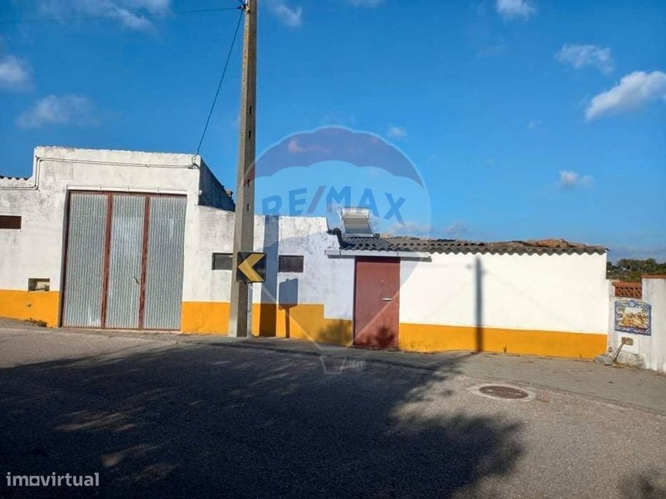 Armazém  para venda — Comenda, Portalegre