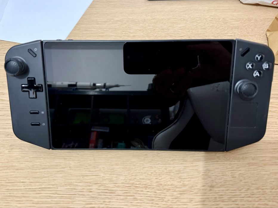 Lenovo Legion Go (Ryzen Z1 Extreme 512Gb)