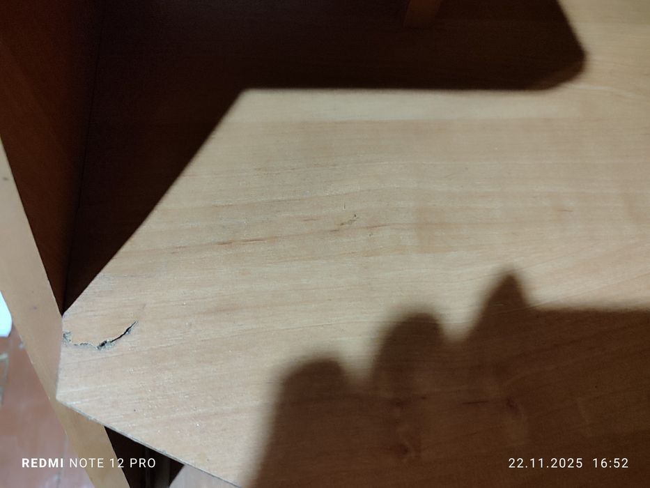 Продам комп'ютерний стіл