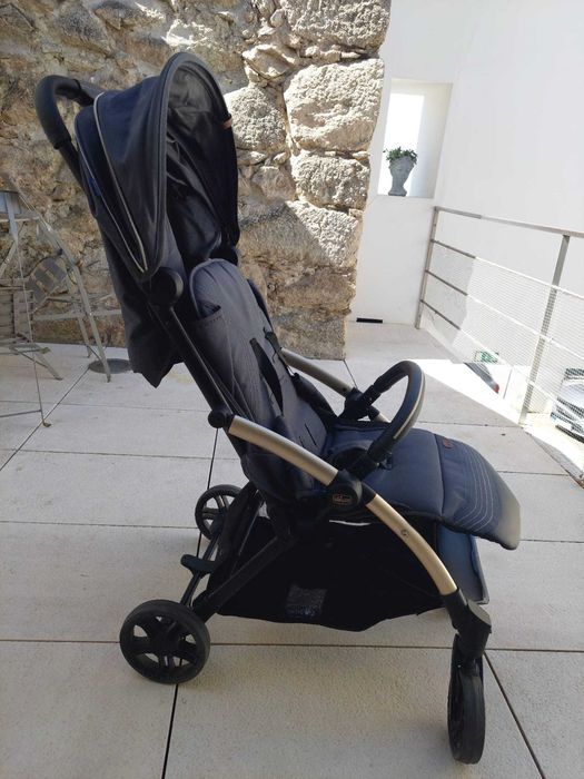 Carrinho de bebé Chicco / Chicco pram
