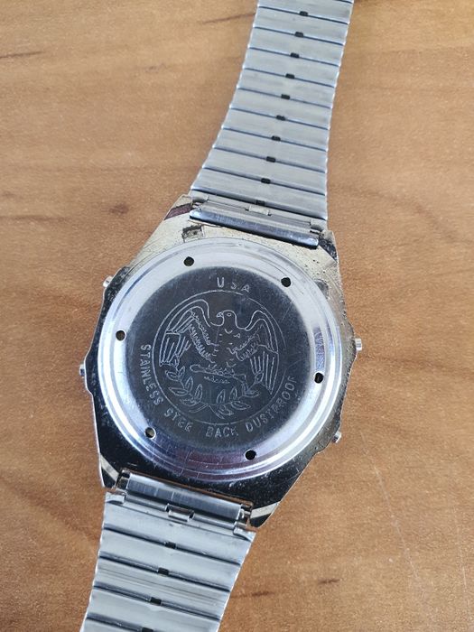 Zegarek Montana prl z melodyjkami.