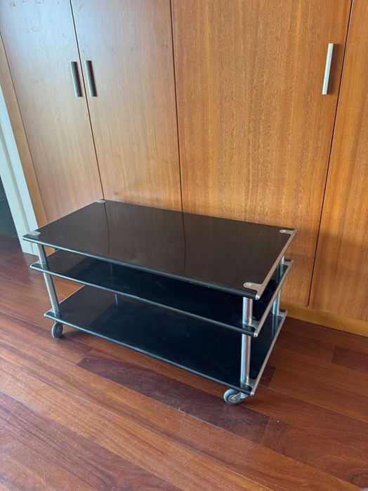 Móvel de TV / Mesa de Apoio c/ Rodas - Preto (100cm)