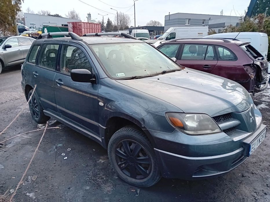 *MITSUBISHI OUTLANDER* Samochód na części