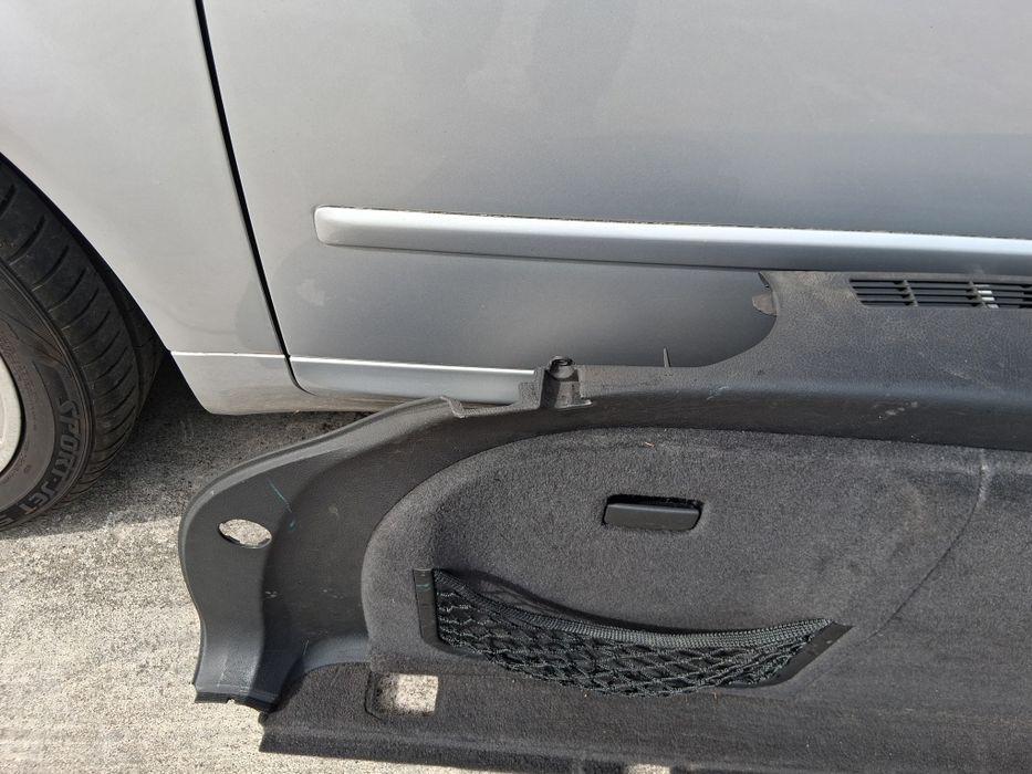 Forras da mala Audi A4 ano 2004