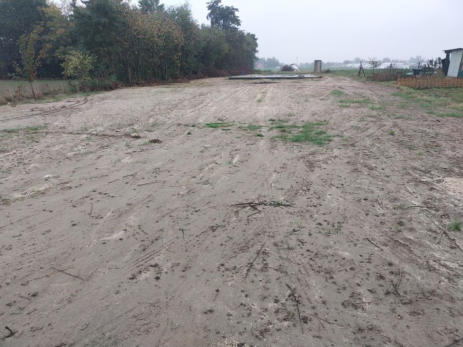 Działka Budowlana 2 km od Piotrkowa.