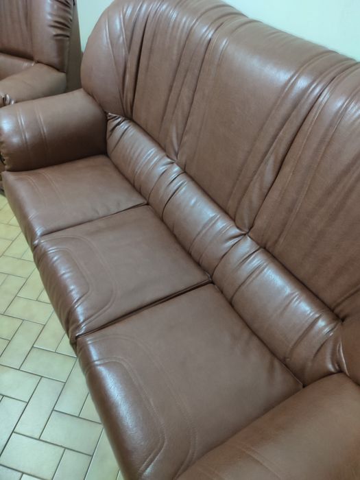 Sofá 3 lugares mais poltrona