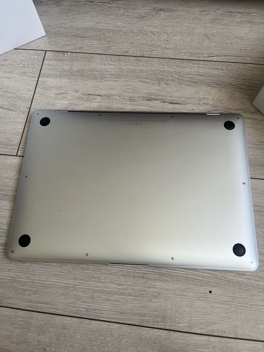 Macbook air 2020 i5-1.1ghz