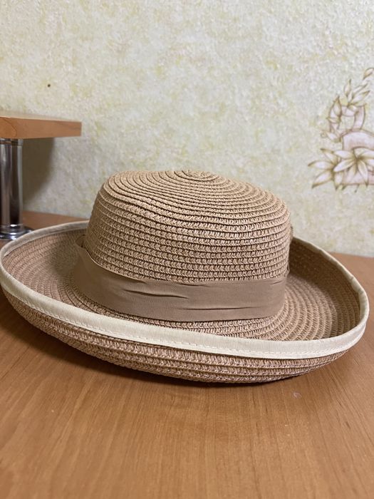 Літній капелюх