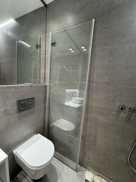 Cabine Duche constituido por 2 portas em vidro