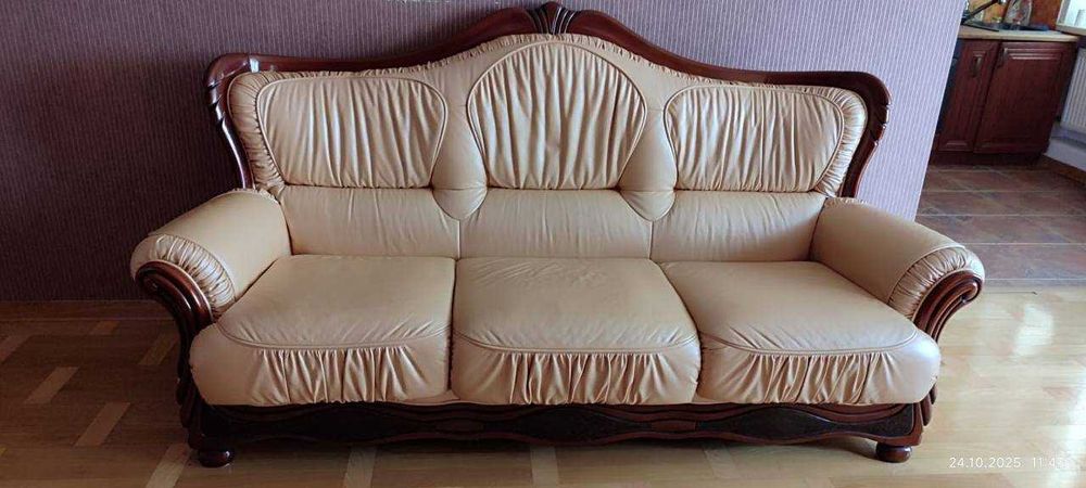Шкіряний диван (розкладний і нерозкладний)