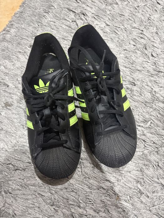 Adidas supersatr 38.5
