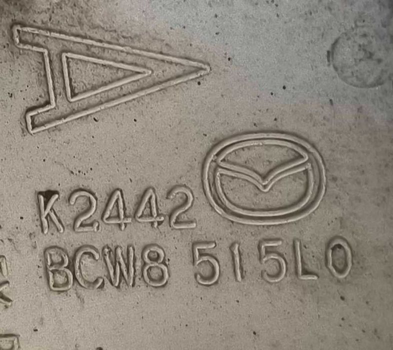 Farolim Pisca Trás Direito BCW8515L0 - MAZDA 3