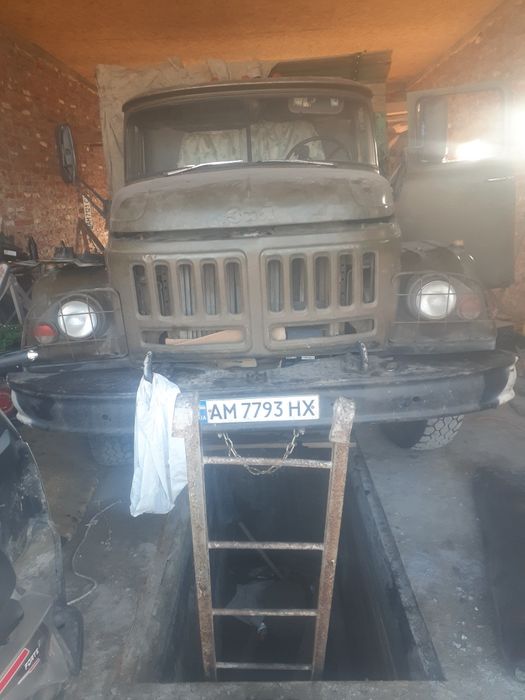 Продам бампера  на зіл 131