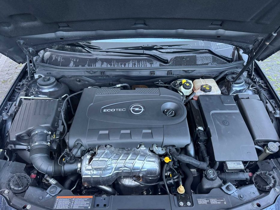 Opel Insignia 2.0 CDTI Caixa Automática 130.000 km