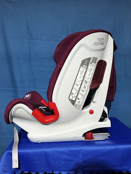 Fotelik samochodowy Britax Romer advansafix 9-36 kg