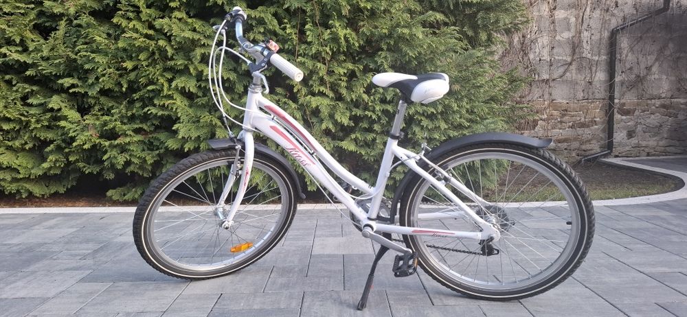 Sprzedam rower górski Kross Modo Jr 24 " gratis kask rowerowy