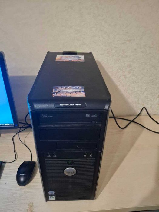 Офісний компютер DELL