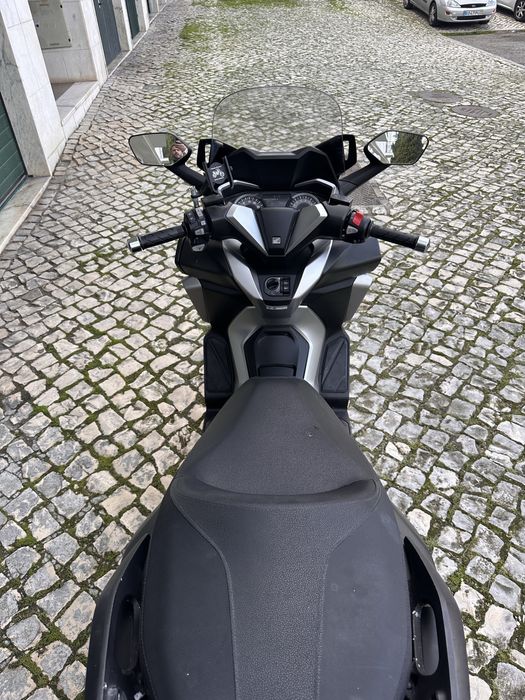 Honda Forza 300  poucos km