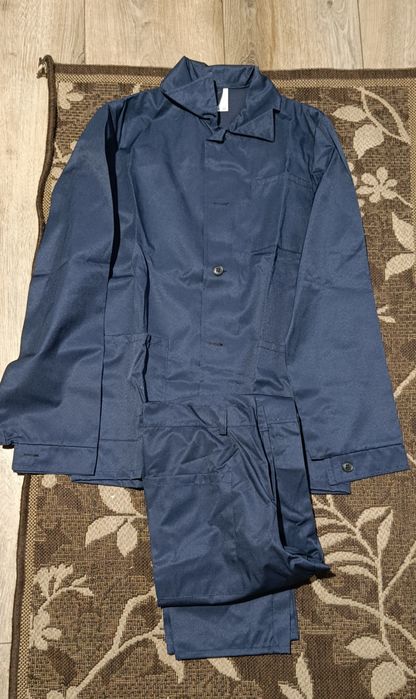 Рабочий костюм (куртка и штаны), размер 48-50, рост 5-6, новый