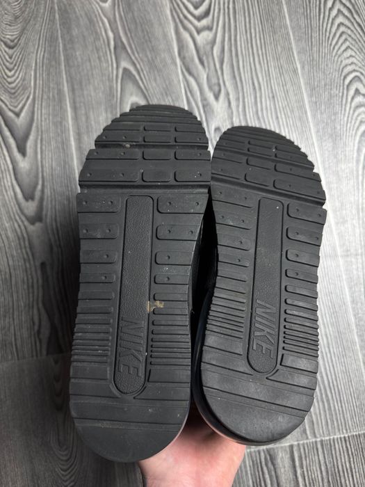 Кроссовки Nike LTD 3 размер 42 стелька 26,5 см