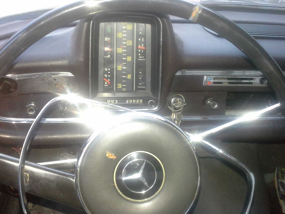 MERCEDES W110 190C Skrzydlak 1961