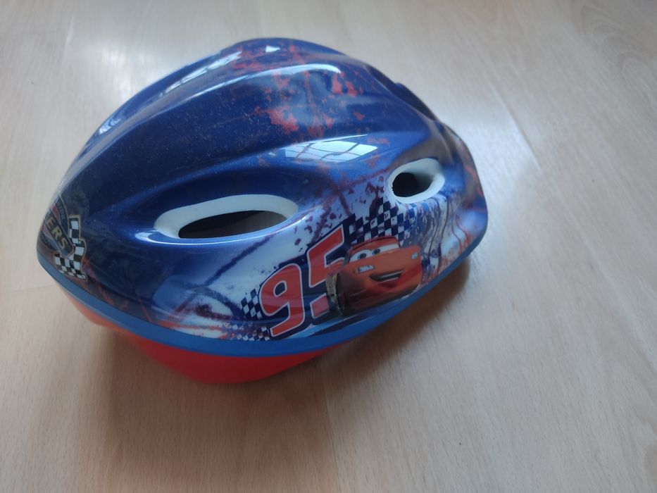 Capacete Faísca Cars McQueen 52-56cm