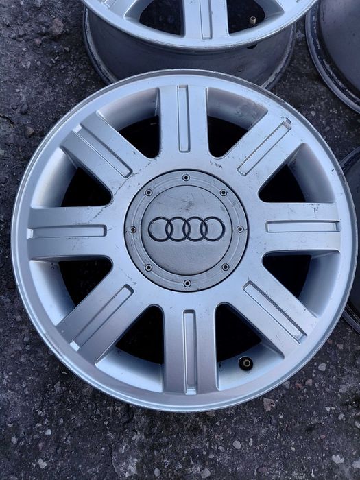 Alufelgi Audi 5x112 15 et45 7J Ronal oryginały